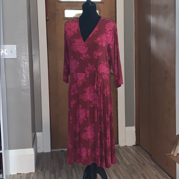 TORRID red floral jersey wrap dress! - Picture 4 of 7